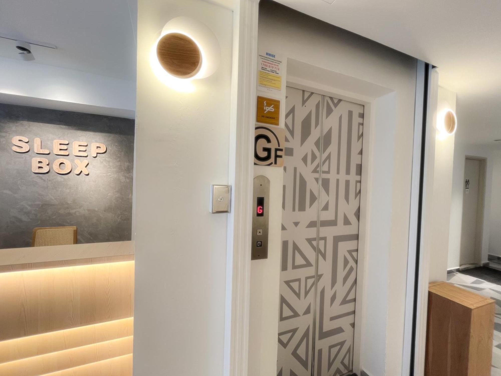 Sleep Box Penang Hotel George Town Exterior foto